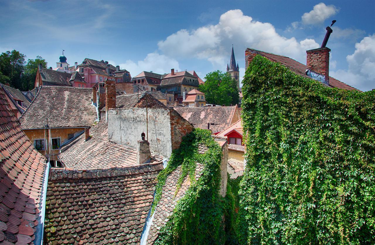 Goldsmith Bed & Breakfast Sibiu Exterior photo